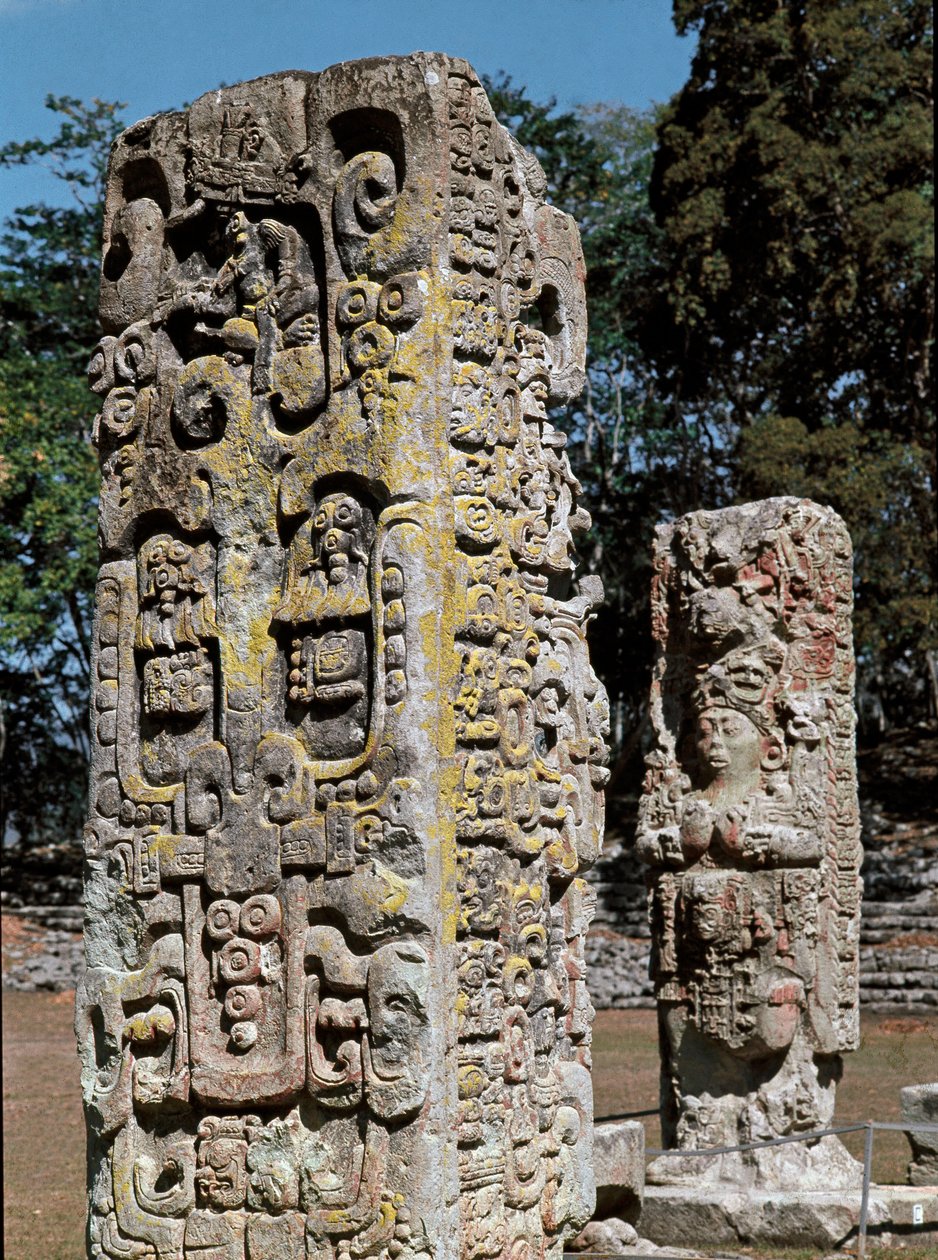 Stèle A et C, Plaza de Ceremonias, 731 après J.-C. - Mayan