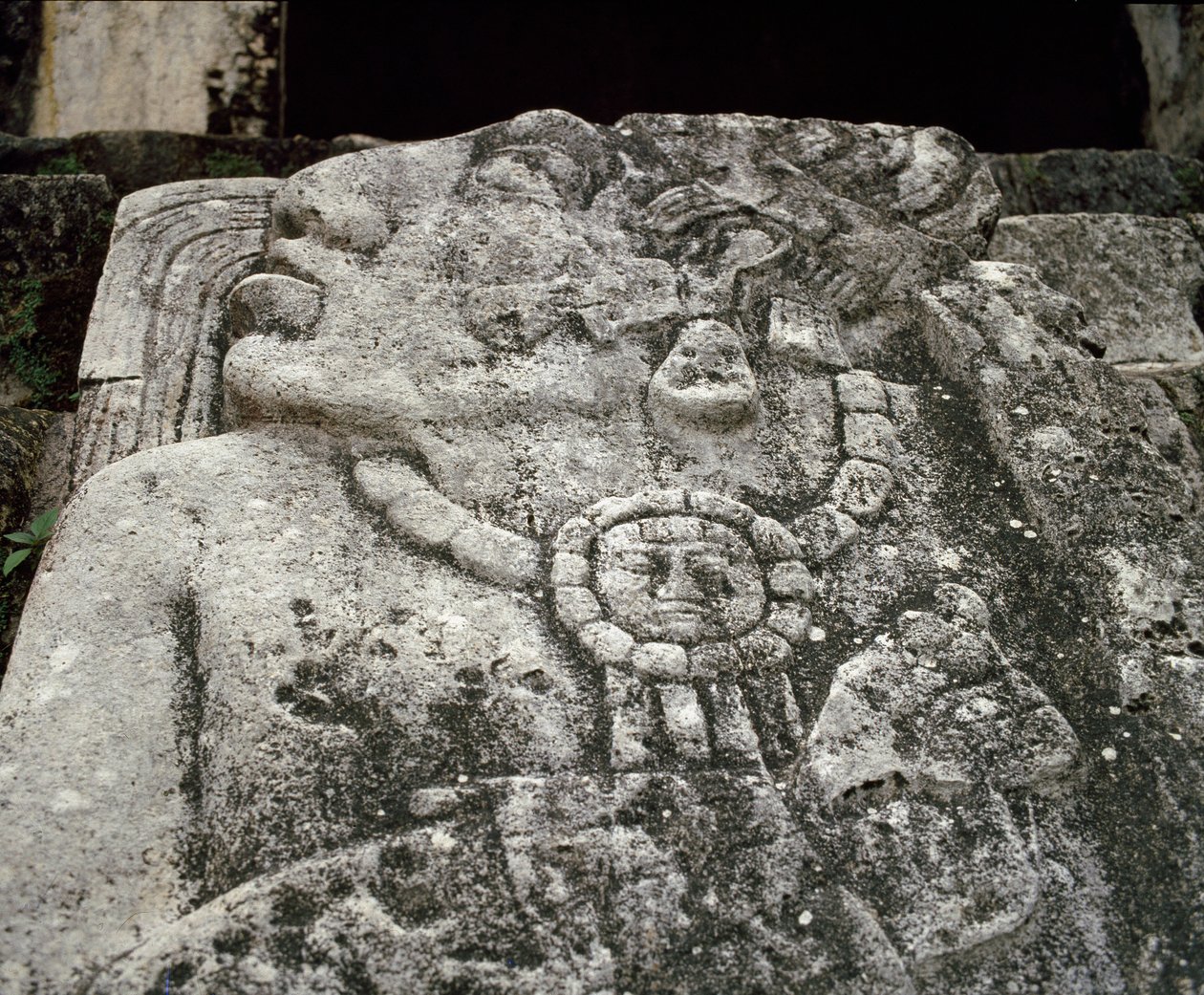 Stèle dans la maison A, patio 2 dans le palais - Mayan