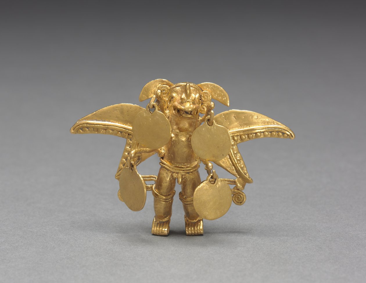 Pendentif en forme de figure ailée, c. 1000-1550 - Mesoamerican Mesoamerican