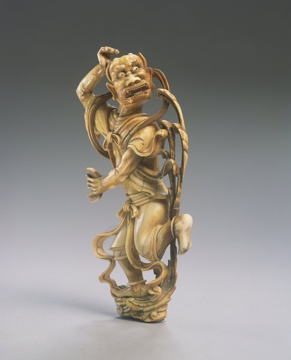 Figure de Kui xing (ivoire sculpté) - Ming Dynasty Chinese School