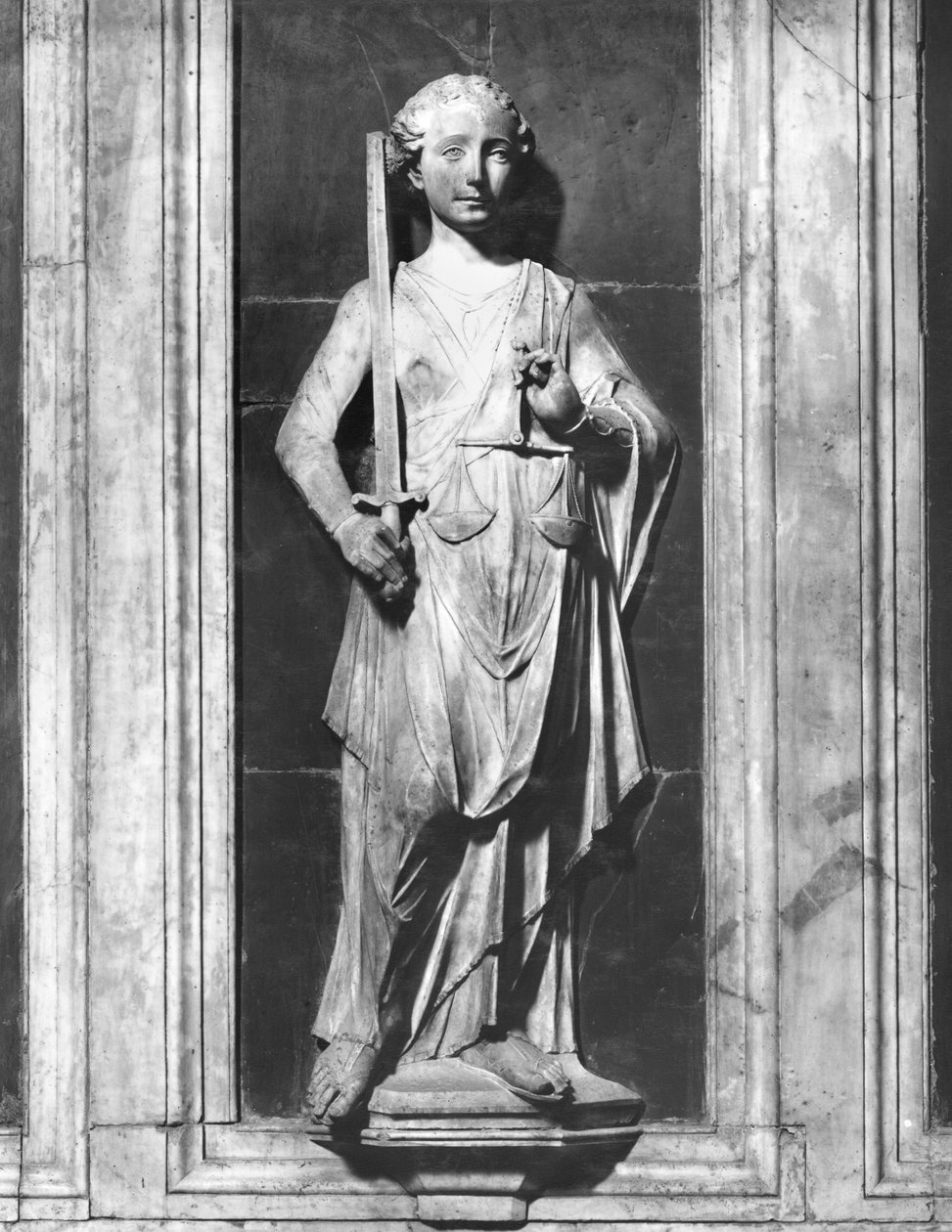 Justice, du Monument à Bernardo Giugni, c.1460 (marbre) (photo n/b) - Mino da Fiesole