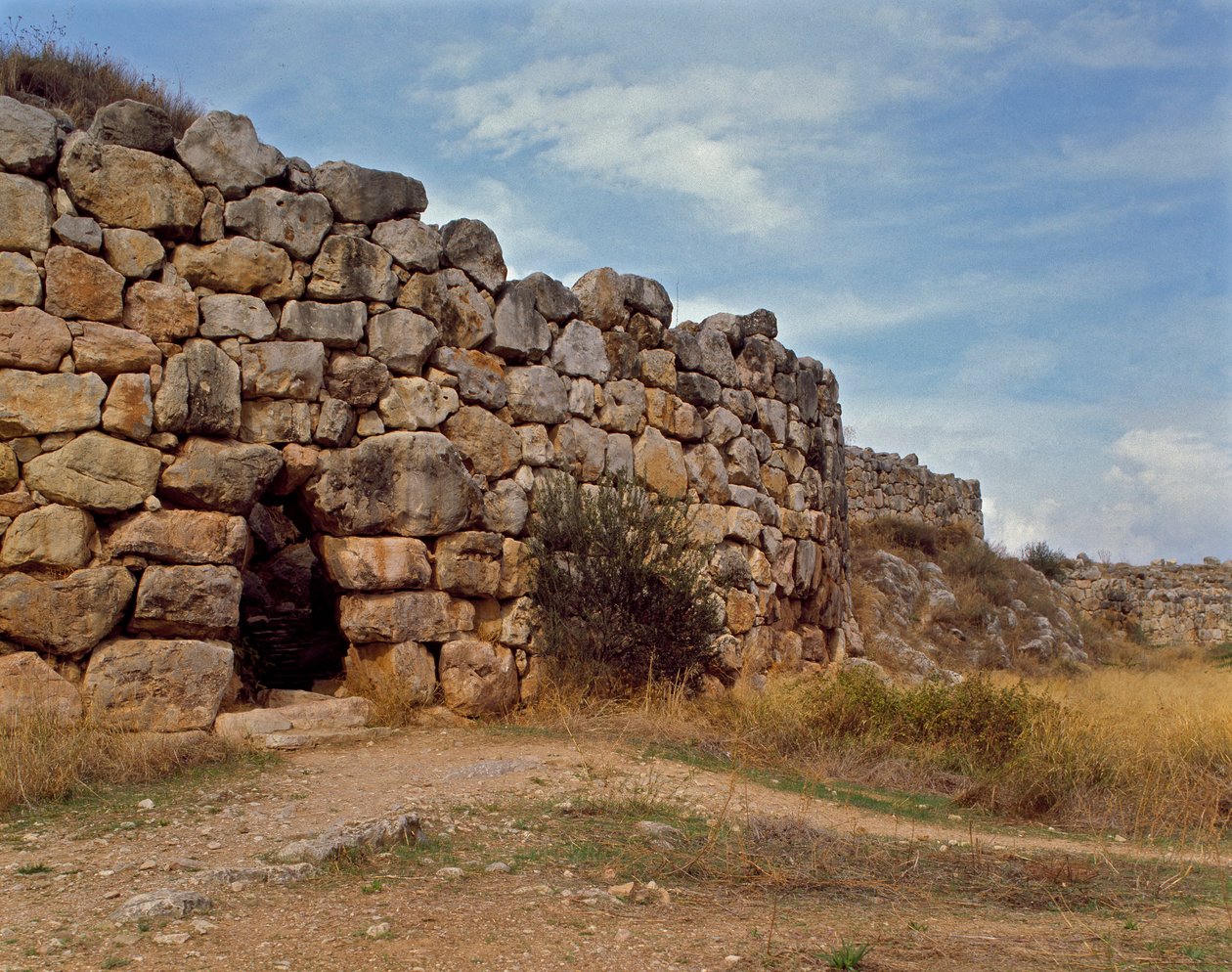 Art mycénien : escalier occidental donnant accès à la citadelle mycénienne, ville de Tirynthe, vers 1200 av. J.-C. Grèce - Mycenaean