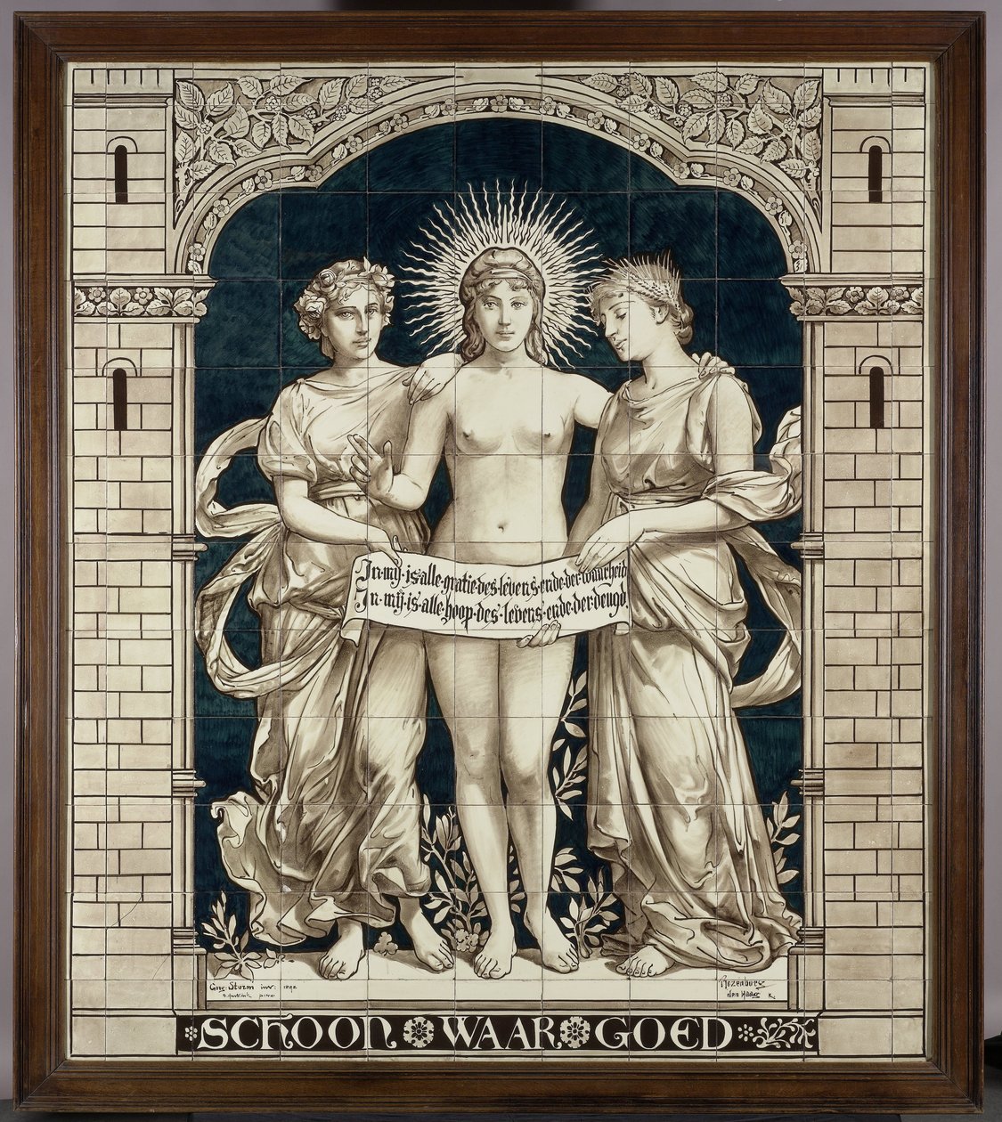 Tableau de carreaux avec les personnifications du Beau, du Vrai et du Bon - N.V. Haagsche Plateelfabriek Rozenburg