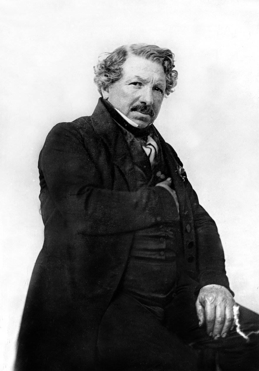 Peintre français inventeur du diorama et du daguerréotype (1837), co-inventeur de la photographie (1839), photo de Nadar - Nadar