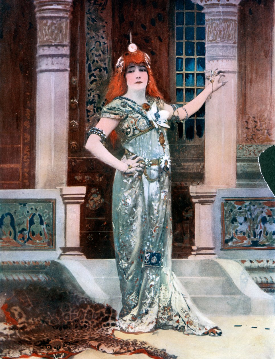 Sarah Bernhardt en Isolde, vers 1902 - Nadar