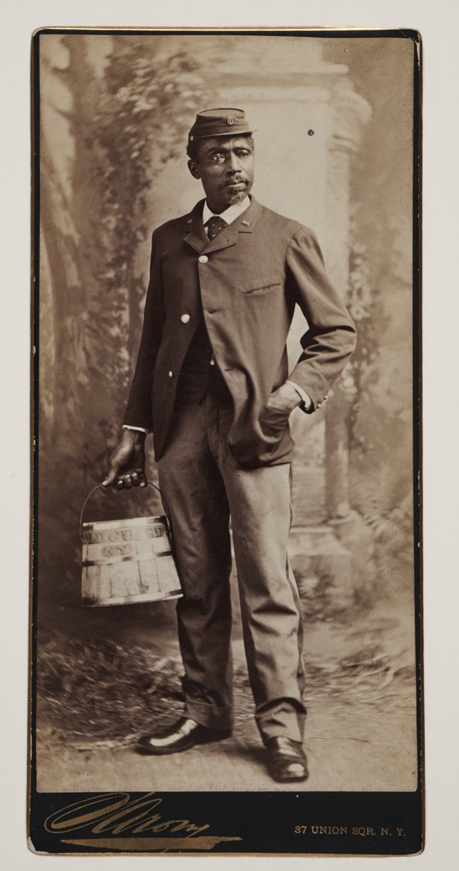 Vieille Garde, New York - Napoleon Sarony