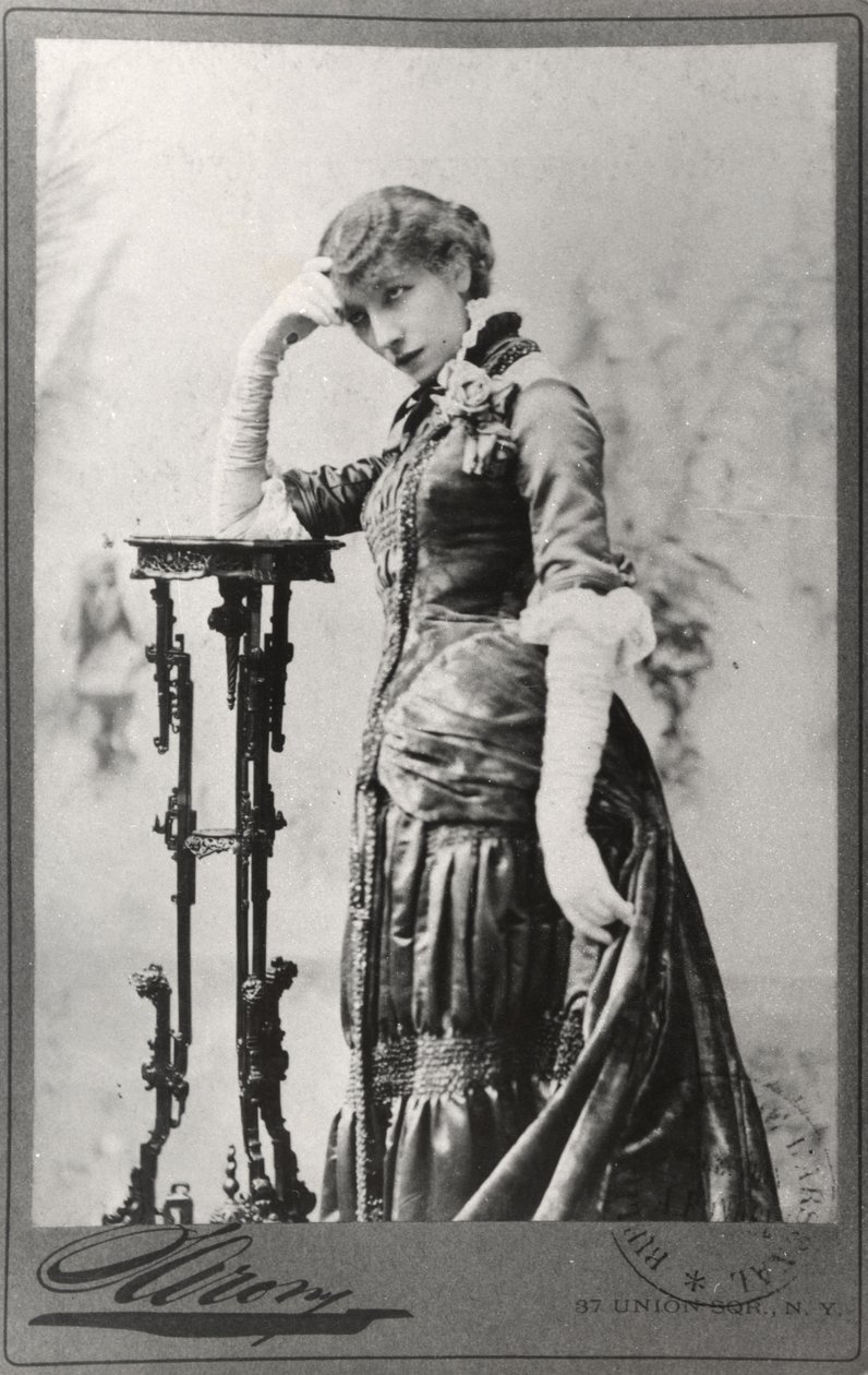 Portrait de Sarah Bernhardt (1844-1923) pris aux États-Unis - Napoleon Sarony