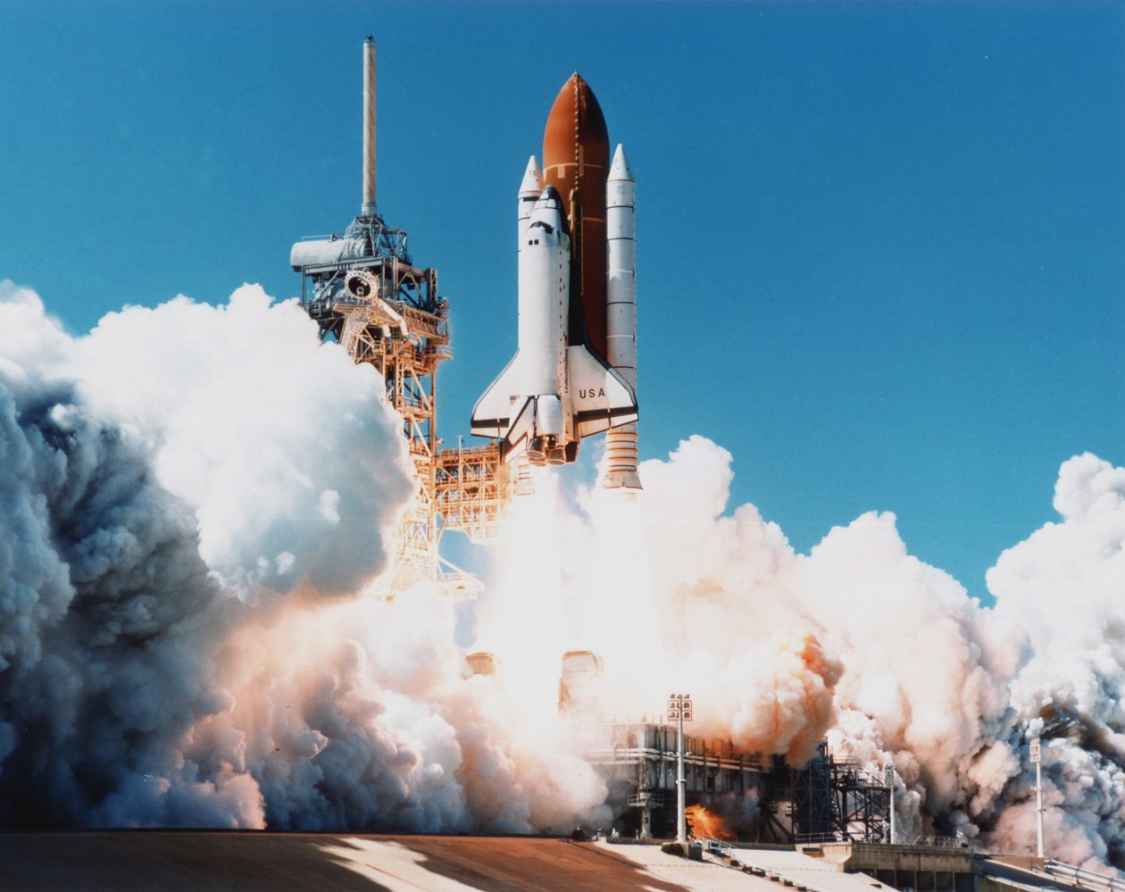 Lancement de la navette spatiale Columbia depuis le Kennedy Space Center, Floride, 4 avril 1997. - National Aeronautics and Space Administration National Aeronautics and Space Administration