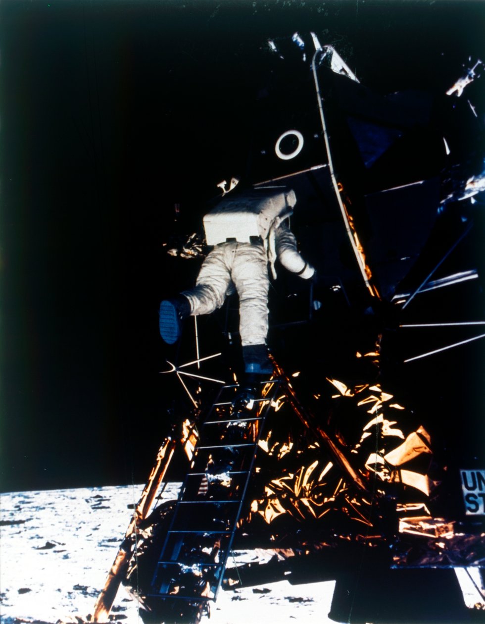 Buzz Aldrin descend du module lunaire, mission Apollo II - Neil Armstrong