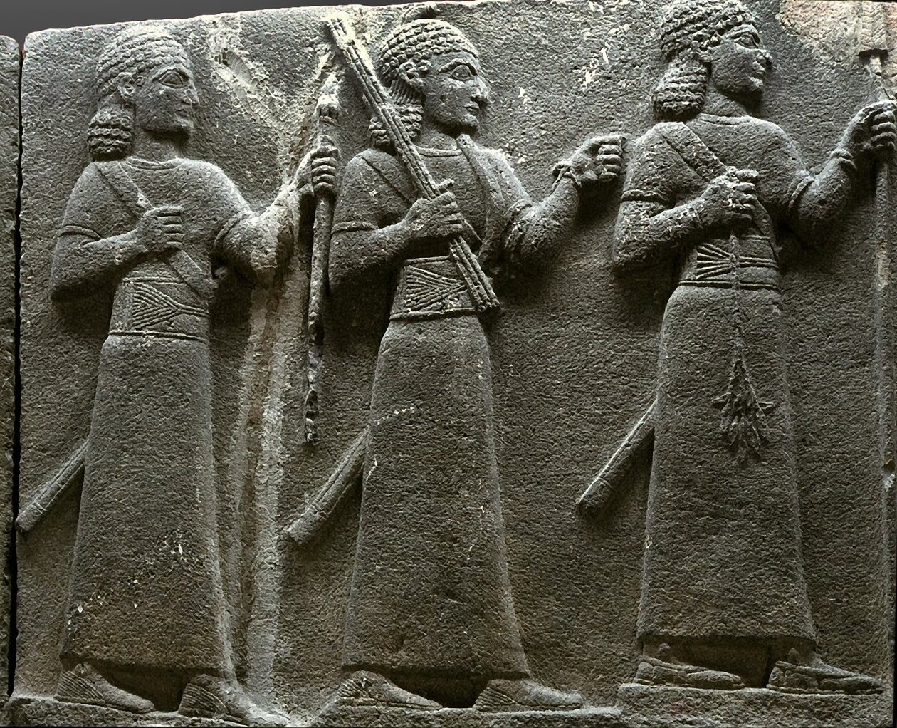 Relief représentant des fonctionnaires de la cour hittite, de Turquie - Neo Hittite