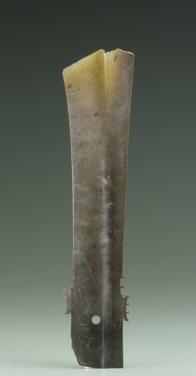 Ciseau fourchu (zhang), culture Qijia, vers 2500-2000 av. J.-C. (jade) - Neolithic Period Chinese School