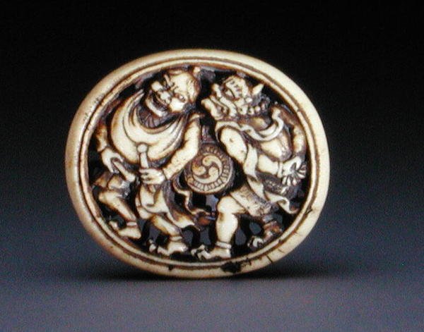 Netsuke représentant Raiden avec le dieu du vent Futen, 1860-70 - Ozaki Kokusai