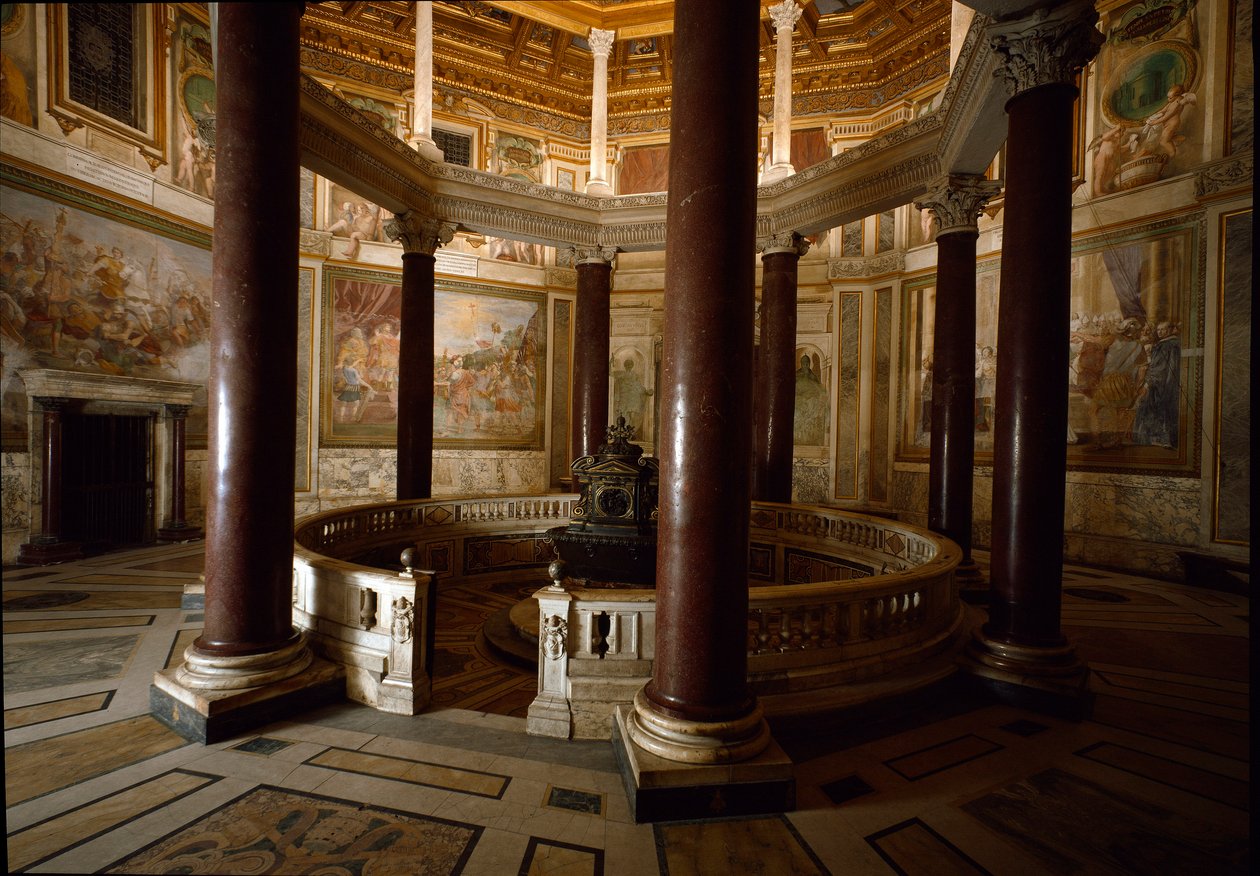Vue intérieure du baptistère paléochrétien de Saint-Jean-de-Latran, construit vers 440. Rome - Paleo Christian
