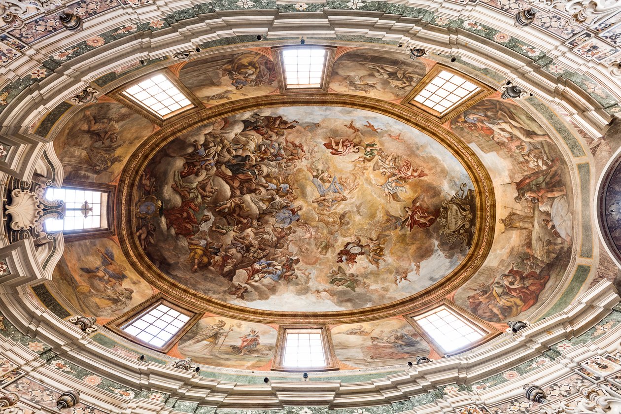 Cathédrale de San Cataldo, chapelle de San Cataldo, voûte peinte à la gloire de San Cataldo, Tarente, Pouilles (photo) - Paolo di Matteis