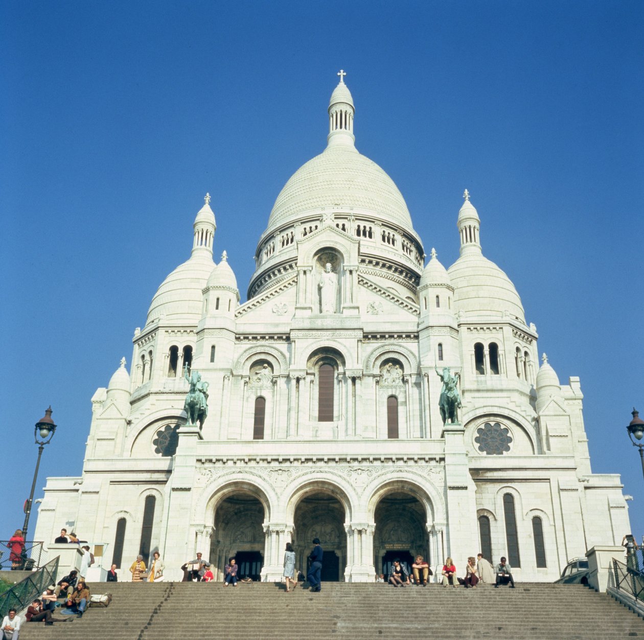 Vue de la façade, construite en 1874-91 pour commémorer la Guerre Franco-Prussienne - Paul Abadie