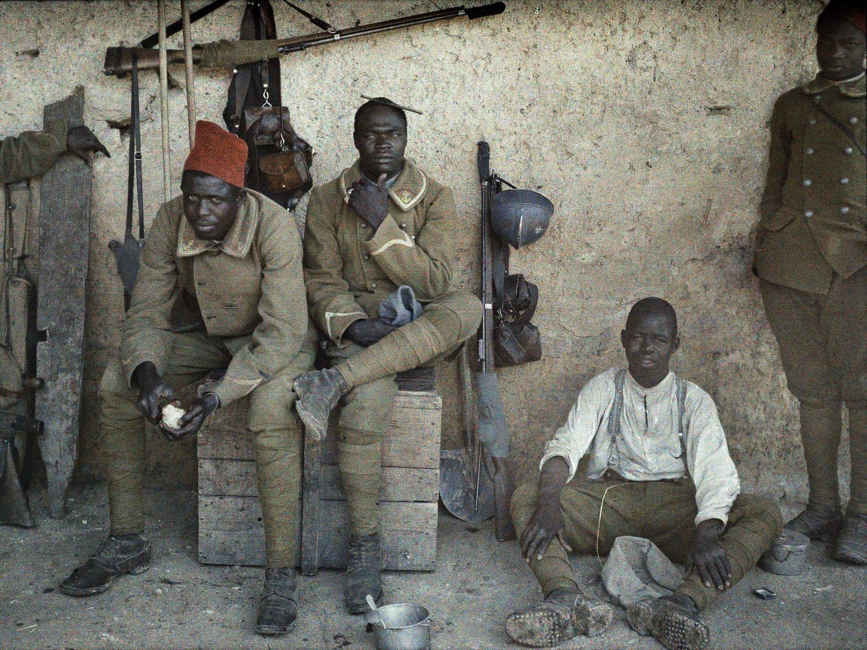 Soldats sénégalais servant dans l
