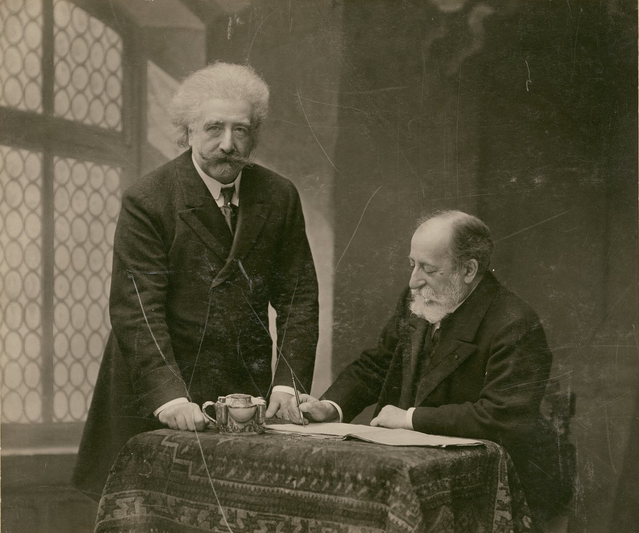 [Deux hommes à l