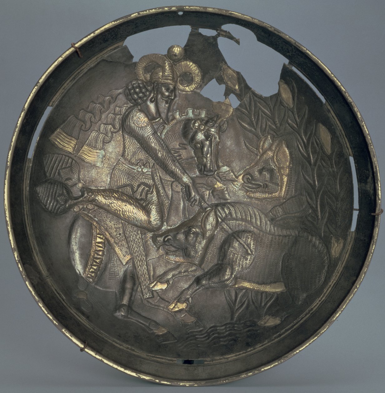 Plat décoré d