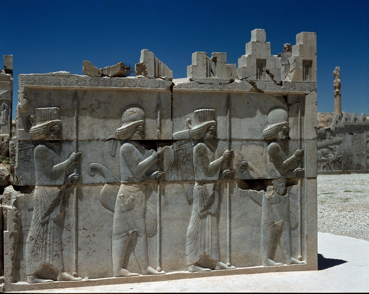 Gardes Mèdes. Reliefs de l