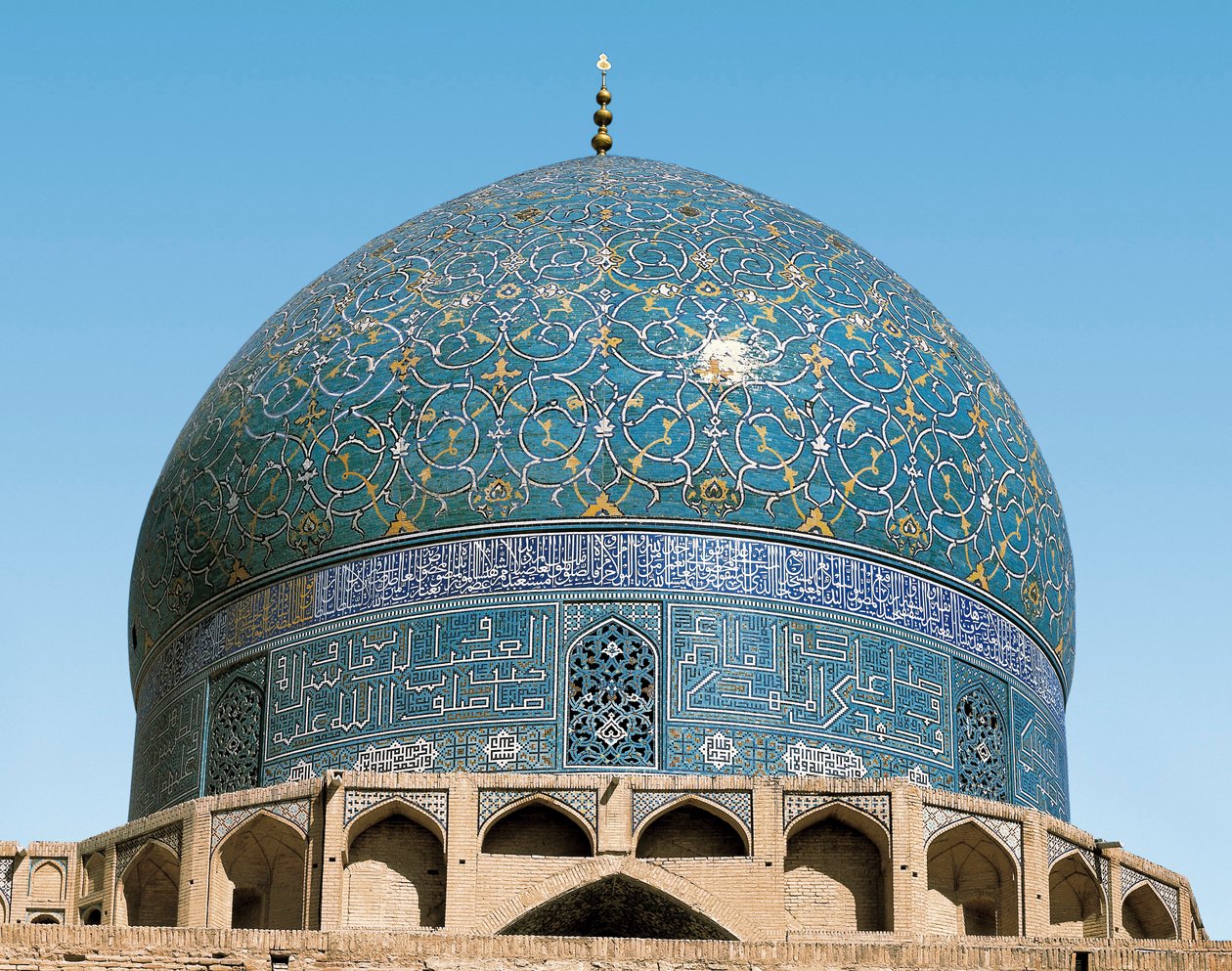 Architecture persane (safavide) : le dôme de la Mosquée Royale (ou Masjid I-Shah) : détail des céramiques de l