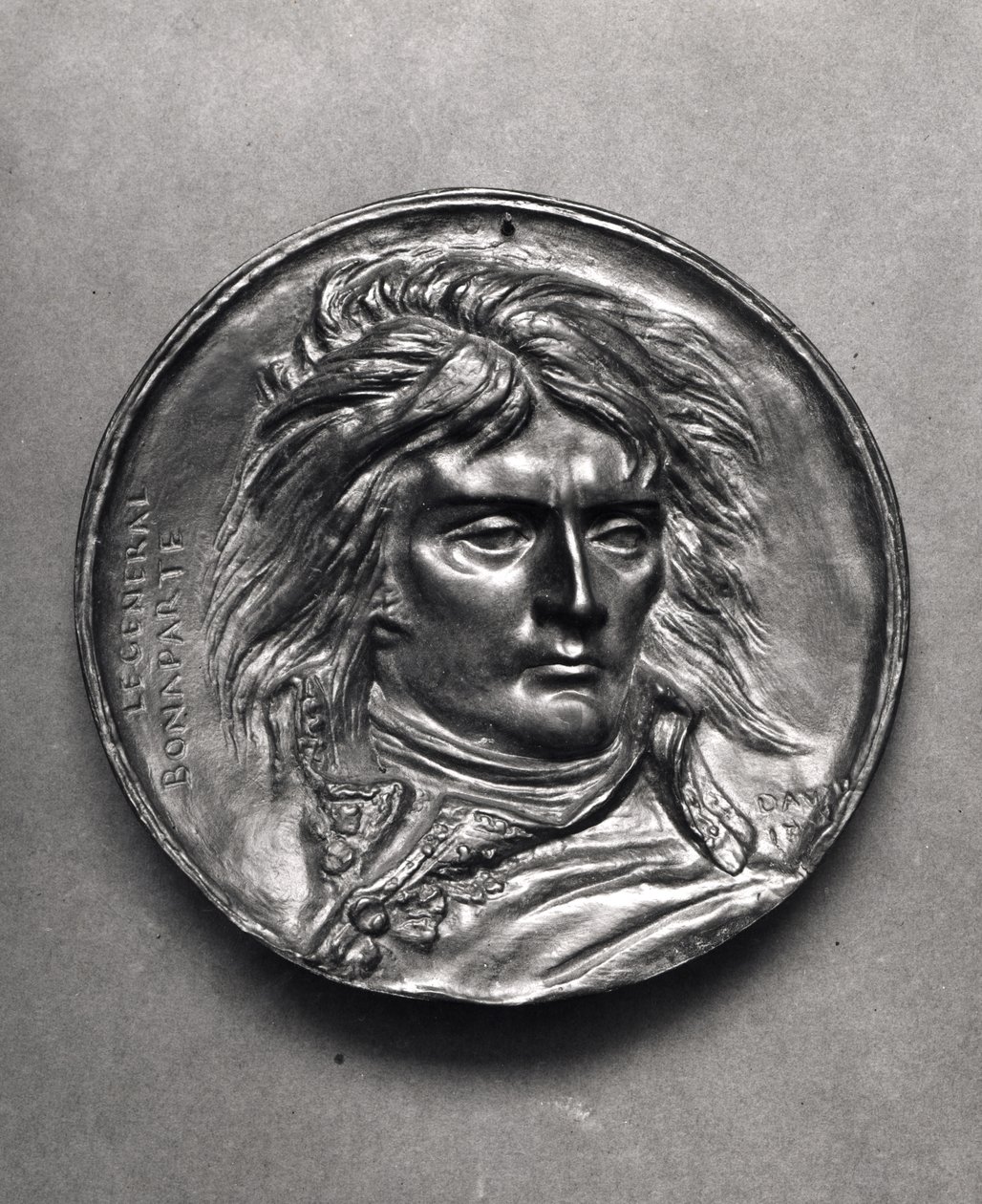 Médaillon portrait du Général Bonaparte (1769-1821) c.1830 - Pierre Jean David d