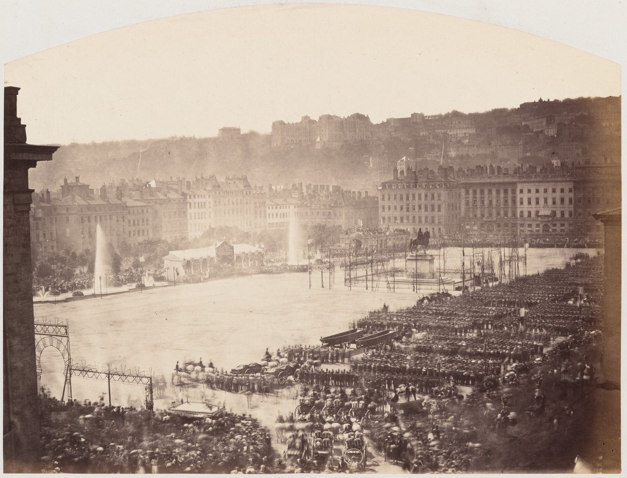Rassemblement des troupes pour Napoléon III, Place Bellecour de Lyon, 1860 (photo) - Pierre Ambroise Richebourg