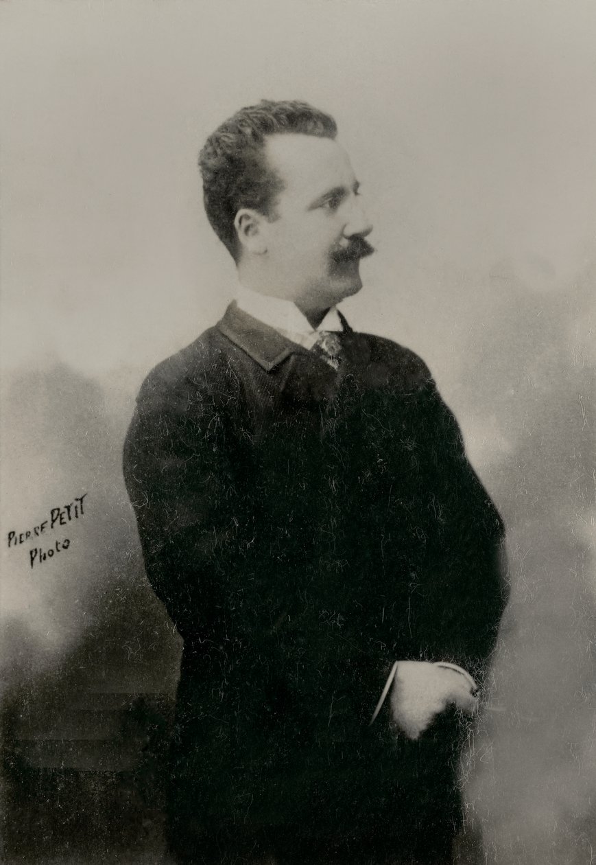 Portrait du peintre français Georges Cain ( 1856 - Pierre Petit