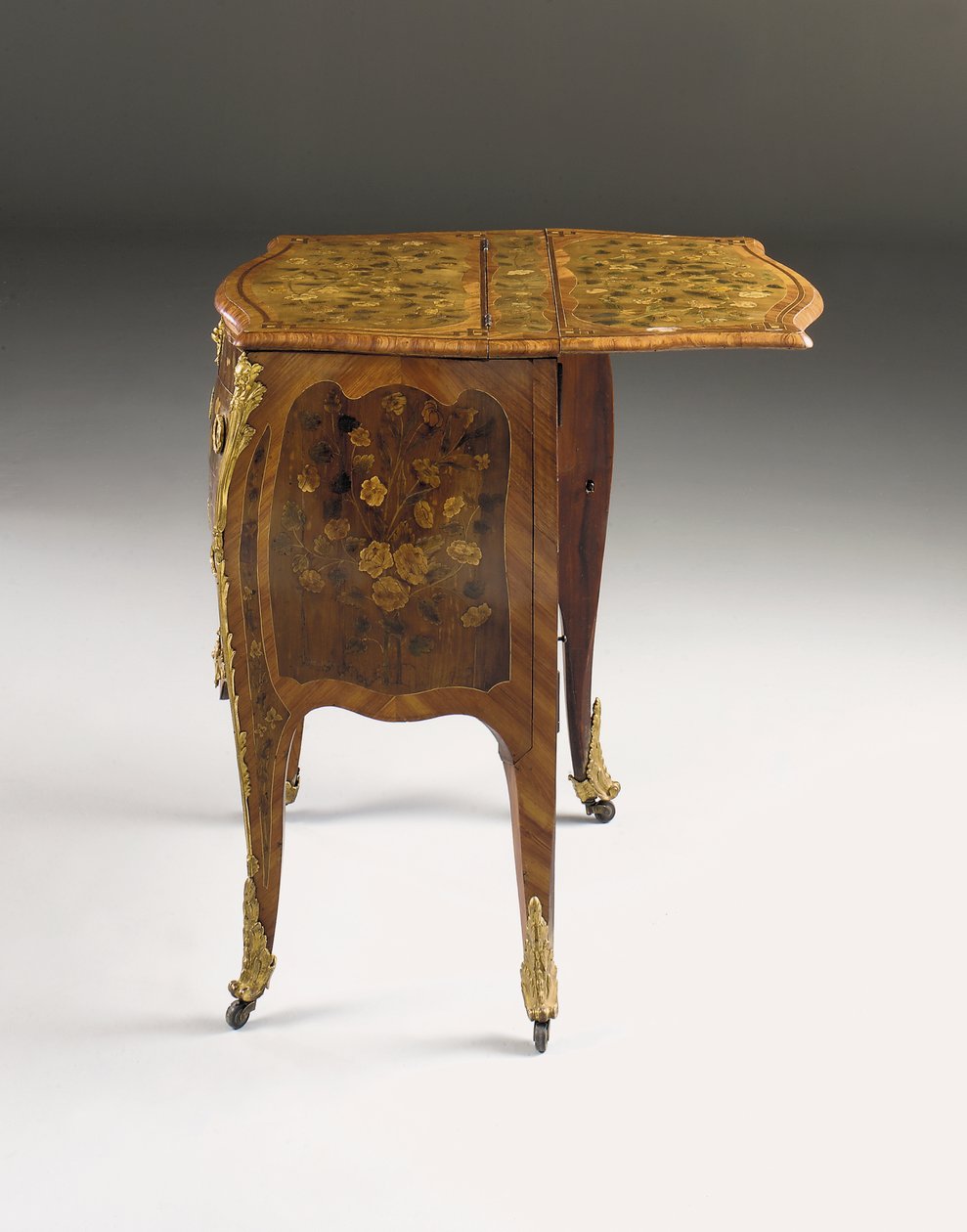 Commode Louis XV, c.1765-70 - Pierre Roussel