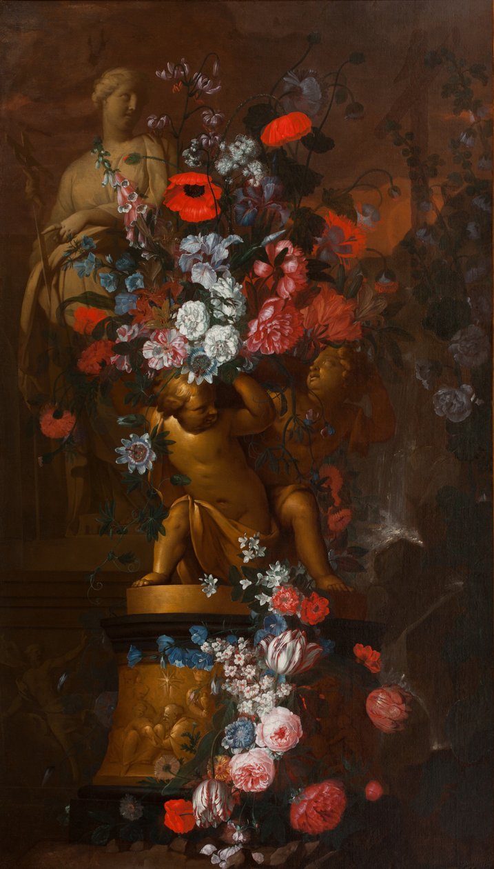 Fleurs en cascade avec sculptures d