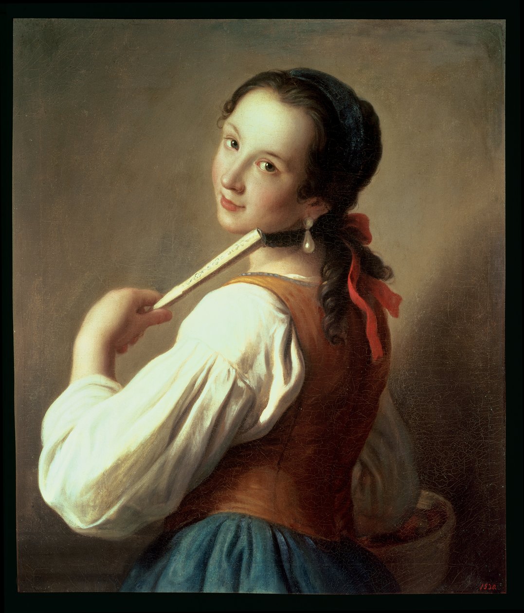 Jeune fille portant une boucle d