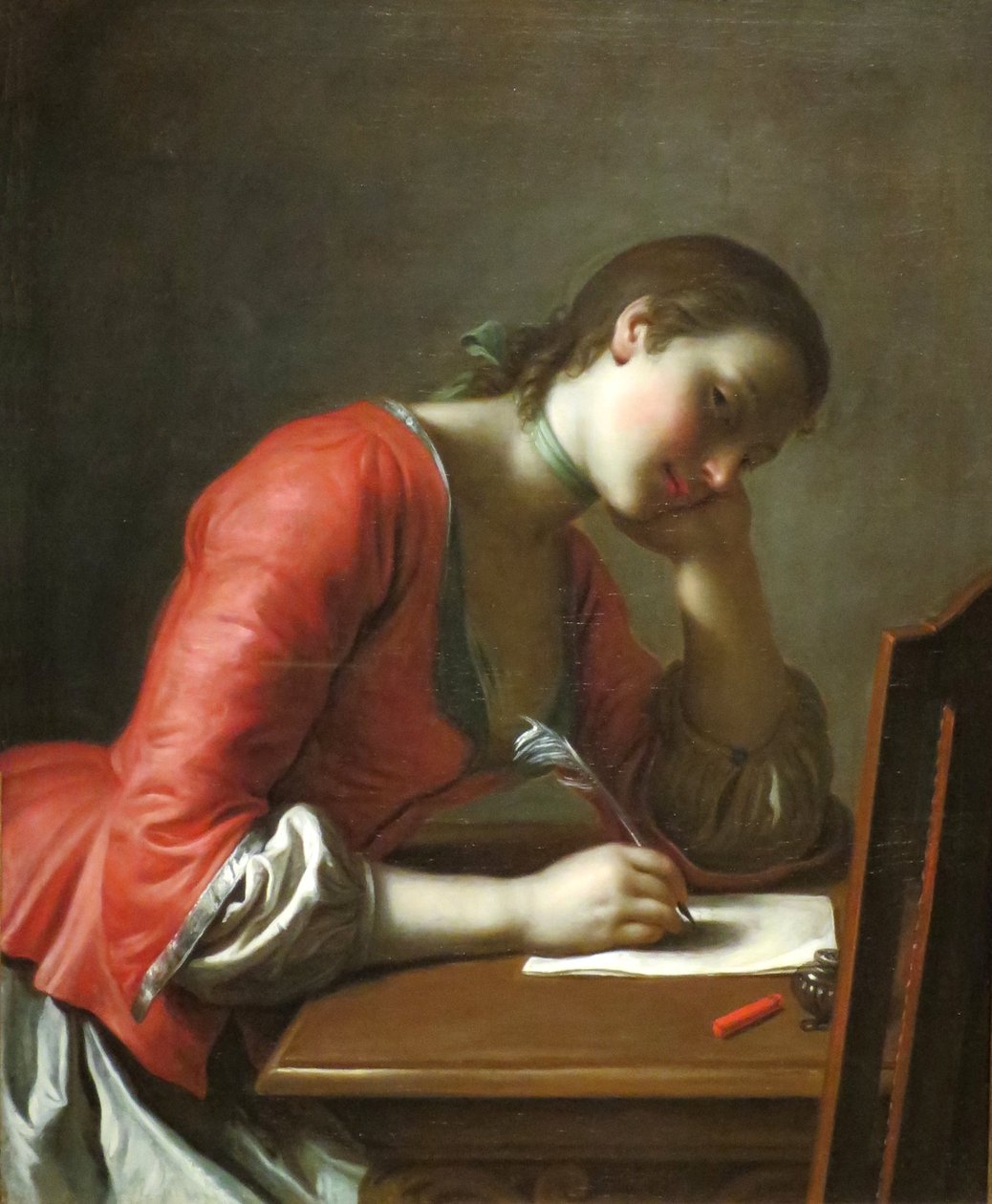 Jeune fille écrivant une lettre d