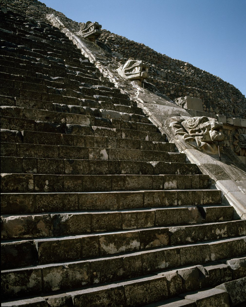 Escaliers du temple du Serpent à plumes - Pre Columbian Pre Columbian