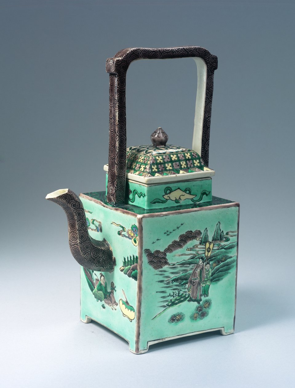 Grande théière Famille Verte, période Kangxi (1662-1722) (porcelaine) - Qing Dynasty Chinese School
