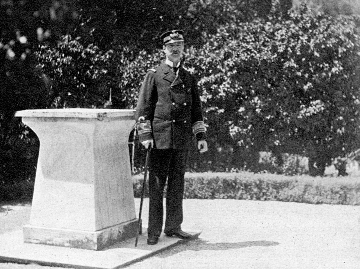 Le roi Georges Ier de Grèce 1845-1913 dans son jardin à Athènes, 1908 - Queen Alexandra