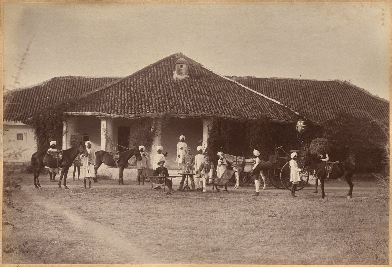 Le Dr Morris et son groupe, Jhansi (recto) - Raja Deen Dayal