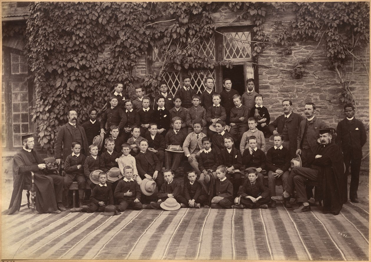 Classe primaire, Bishop Cotton School, Shimla (recto) - Raja Deen Dayal