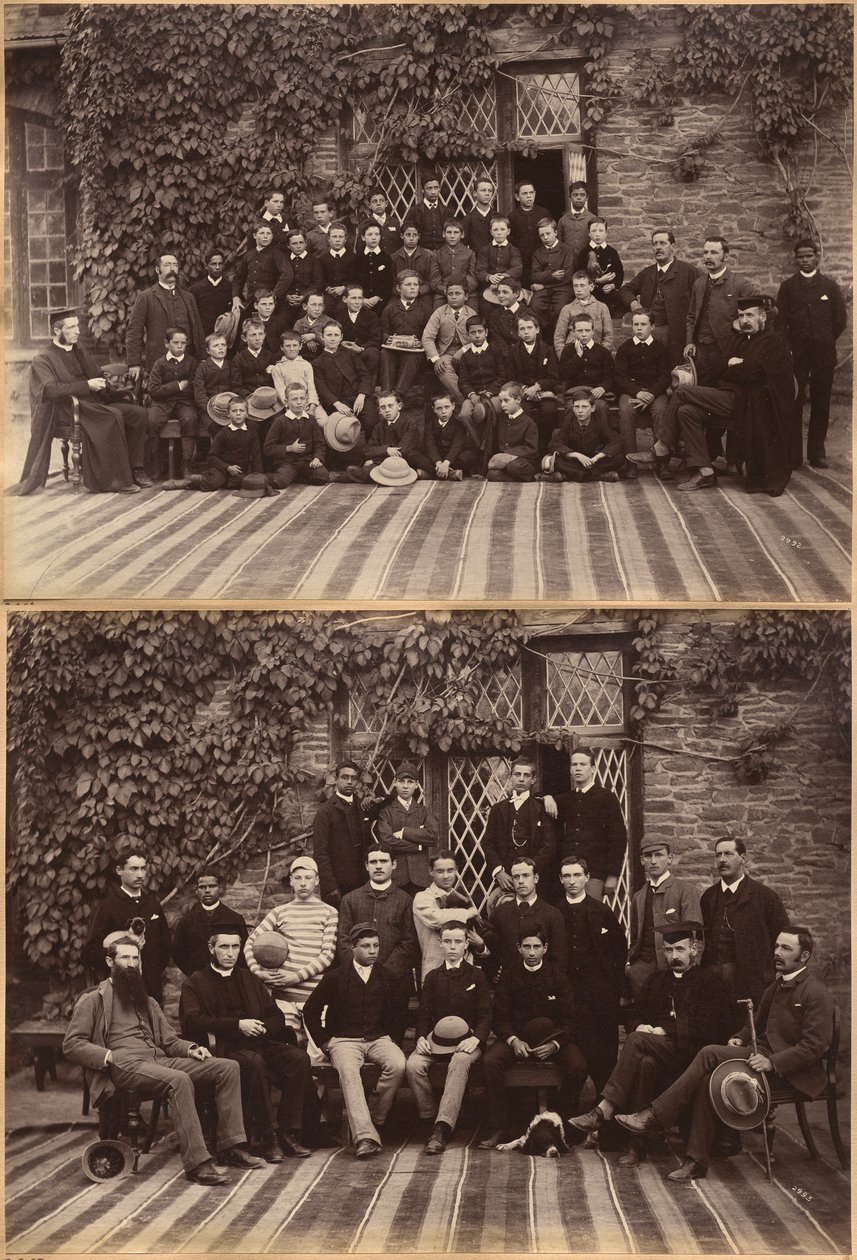 Classe primaire de la Bishop Cotton School, Shimla (recto) ; élèves et enseignants des classes supérieures de la Bishop Cotton School, Shimla (verso) - Raja Deen Dayal