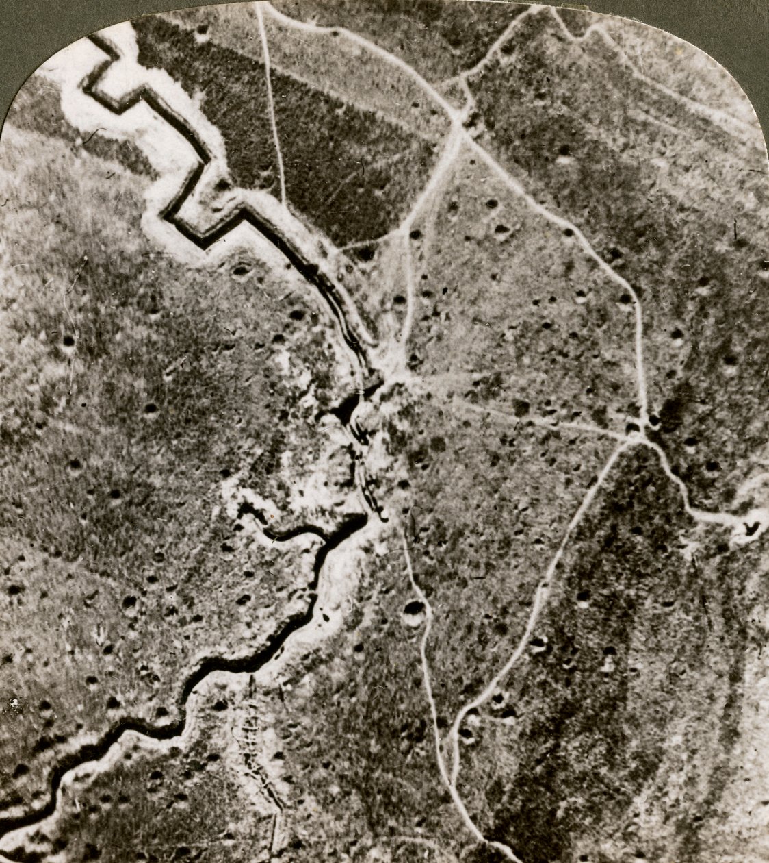 Photographie aérienne des lignes allemandes, Première Guerre mondiale, 1914-1918 - Realistic Travels Publishers