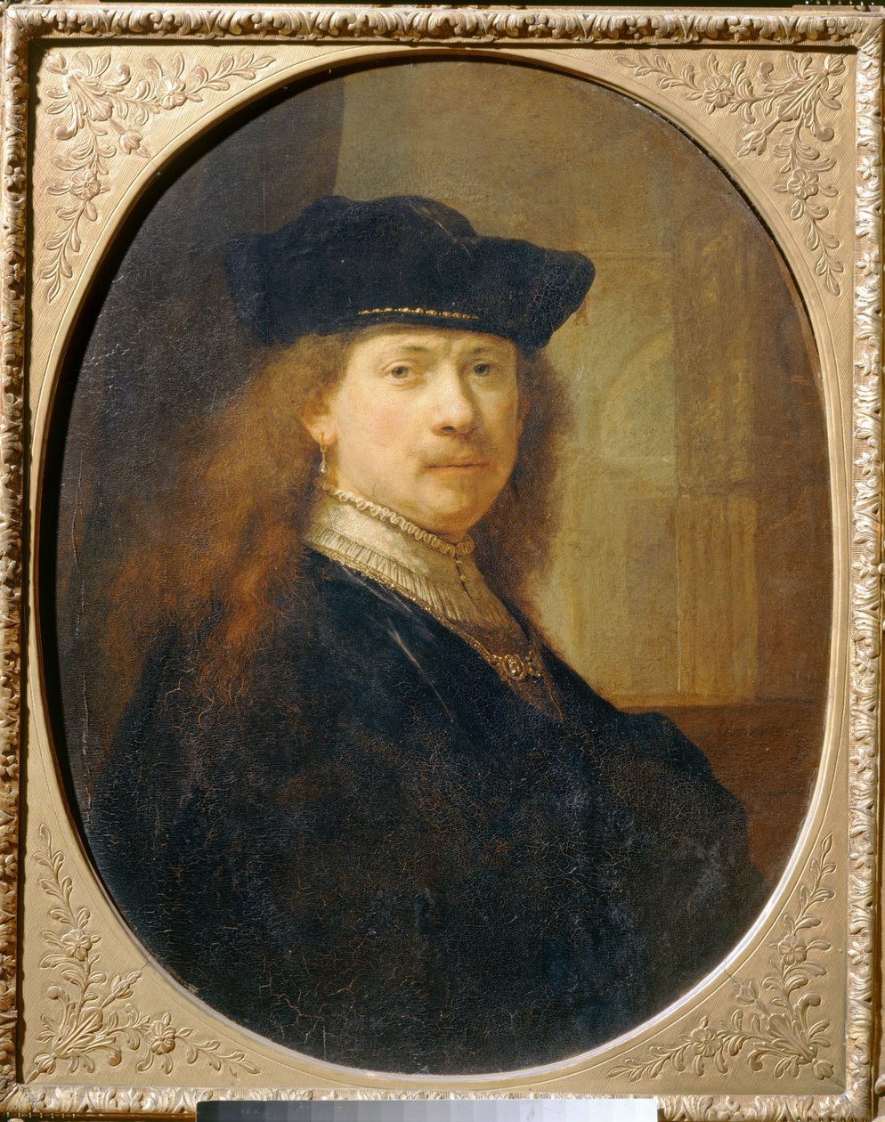 Rembrandt à la toque sur fond d