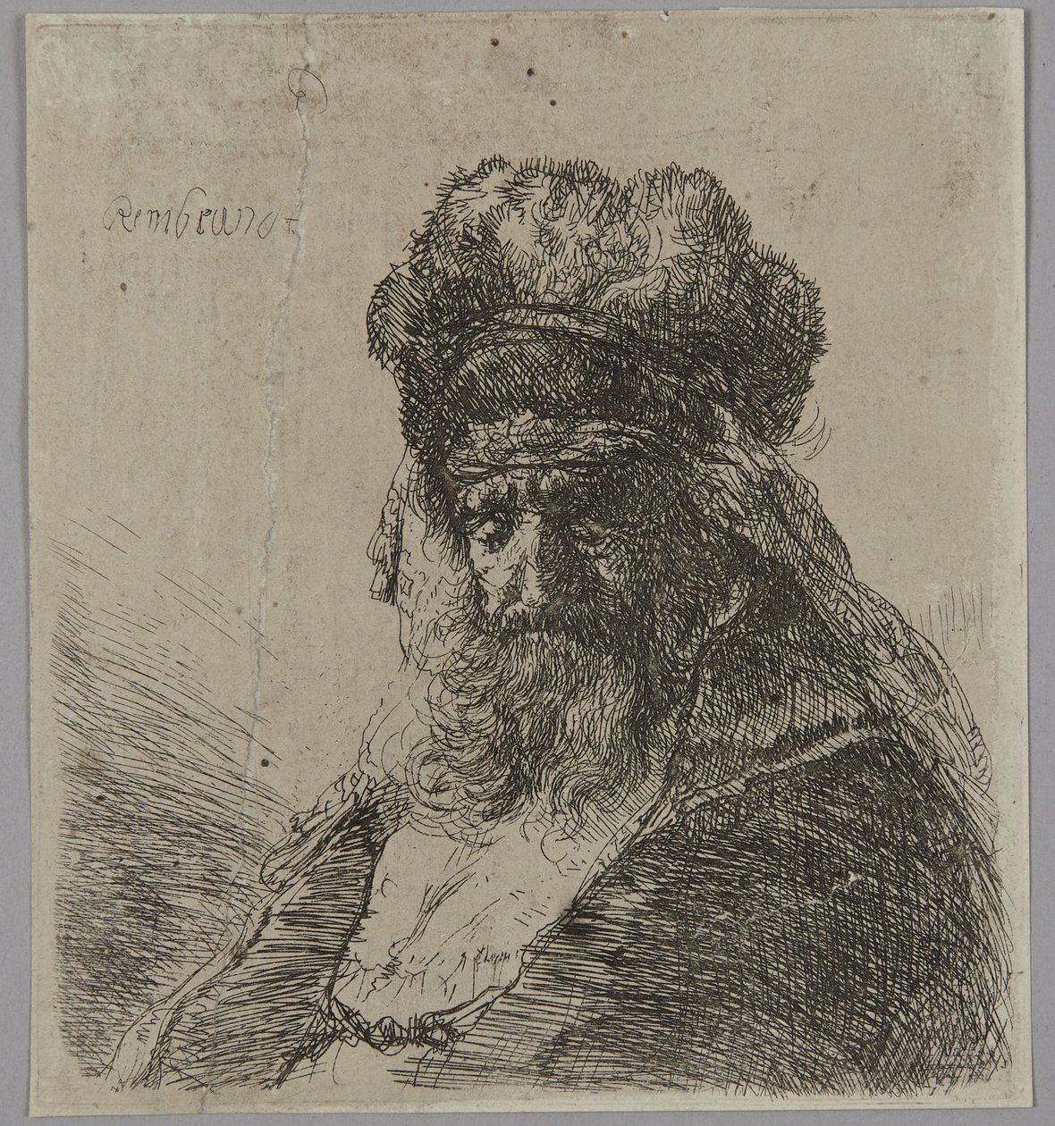 Vieil homme barbu coiffé d