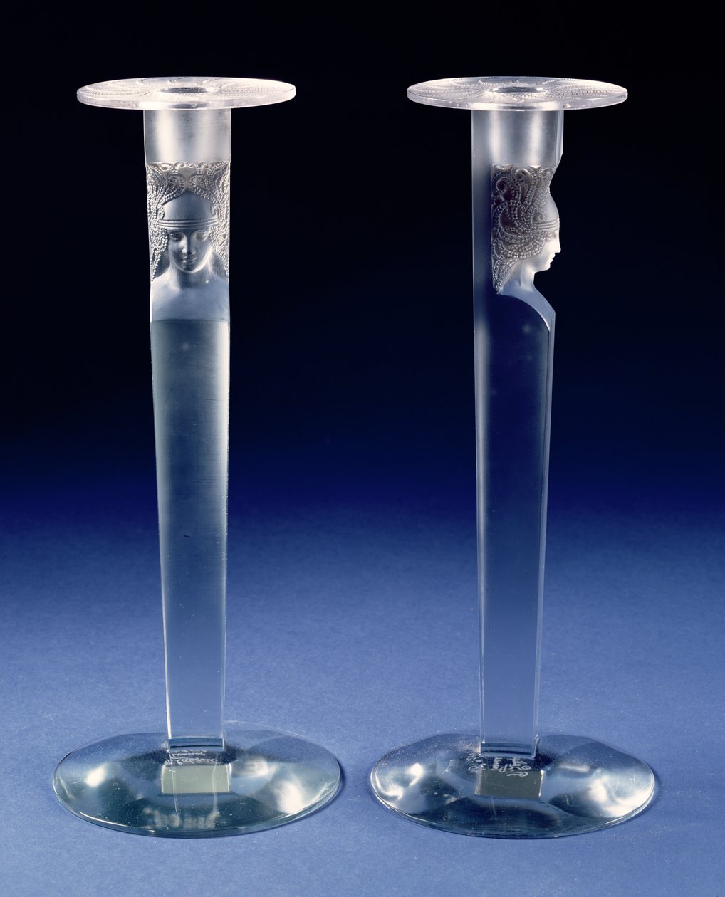 Cariatide, une paire de chandeliers - Rene Jules Lalique
