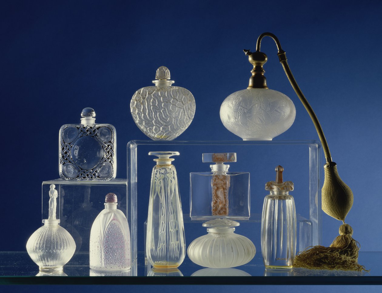 Sélection de flacons de parfum (verre) - Rene Jules Lalique