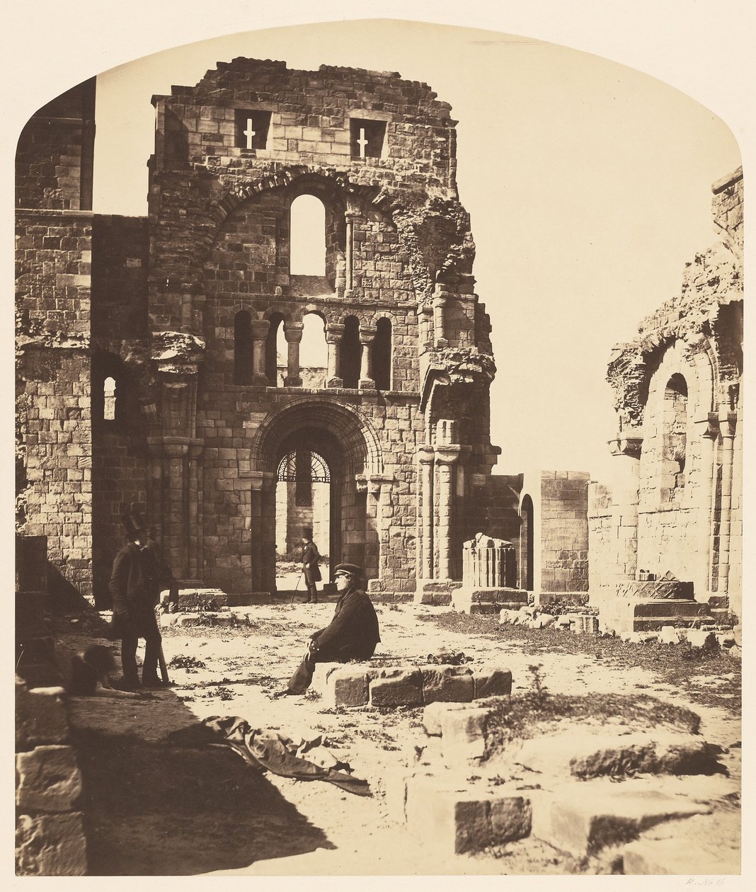 Intérieur, prieuré de Lindisfarne, extrémité ouest - Roger Fenton