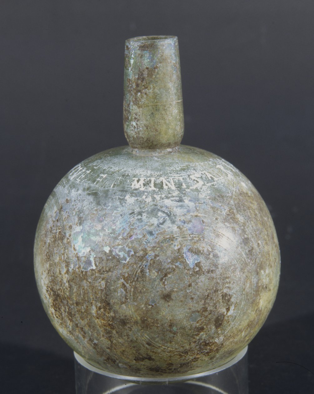 Bouteille avec inscription latine - Roman