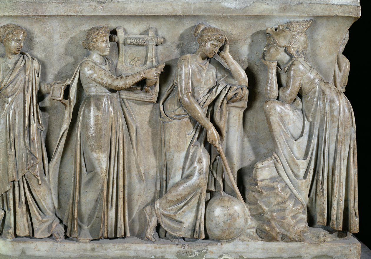 Sarcophage des Muses, détail représentant Terpsichore, Uranie et Melpomène, vers 160 après J.-C. (détail) - Roman