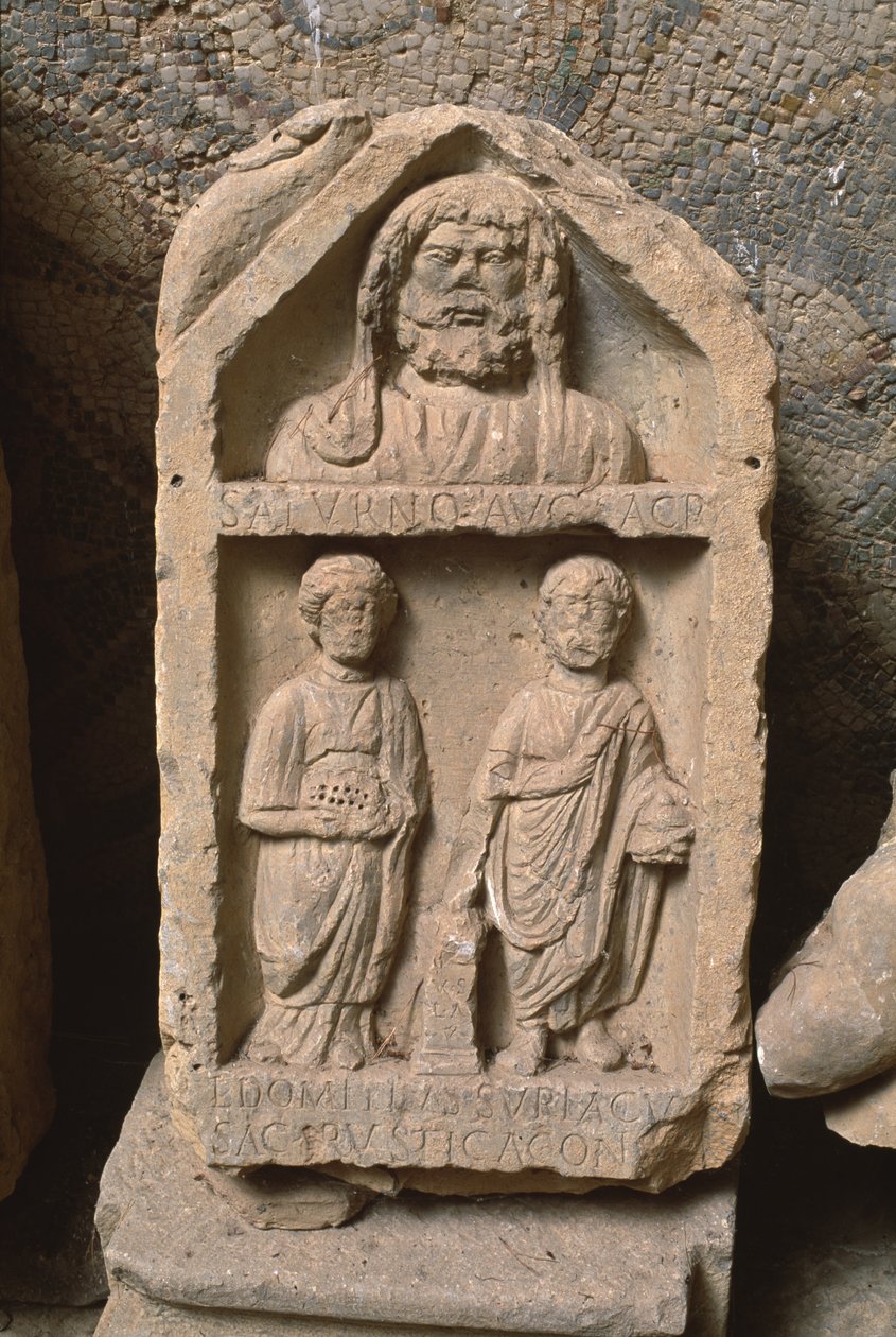 Stèle votive dédiée à Saturne, période impériale haute - Roman Imperial Period