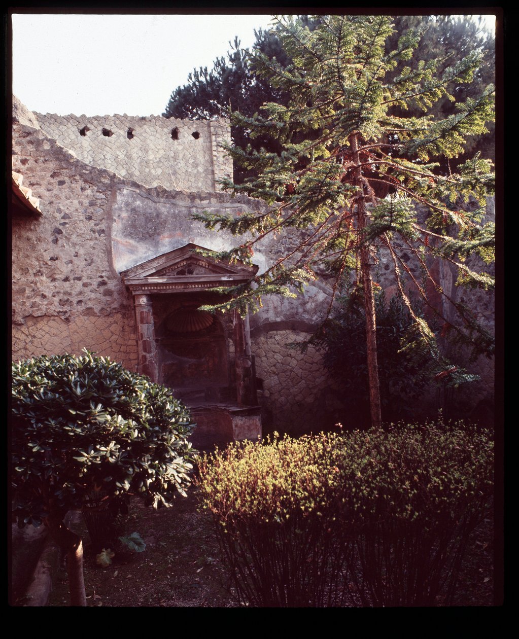 Lararium de la Casa del Mobilio Carbonizzato (Maison des Meubles Carbonisés), Ve siècle av. J.-C.-Ier siècle apr. J.-C. - Roman Roman