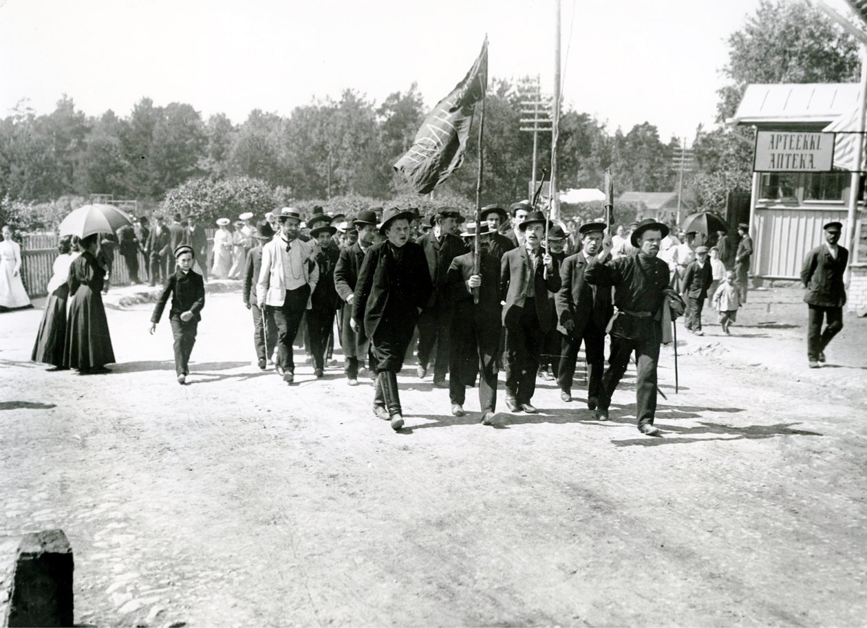 Marche de protestation à Saint-Pétersbourg, 1906 - Russian Photographer