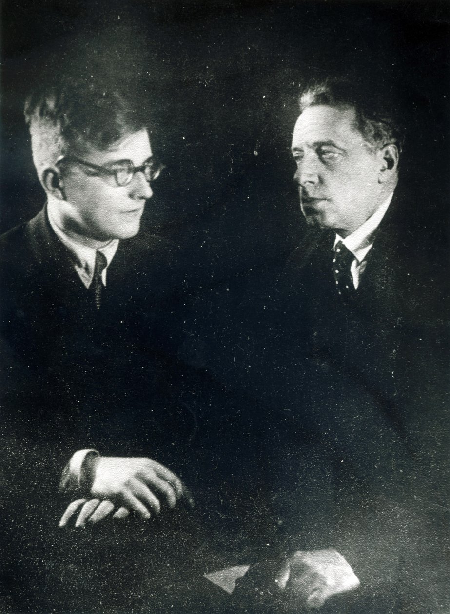 Le compositeur Dmitri Chostakovitch avec le réalisateur et producteur Vsevolod Meyerhold, vers 1930 - Russian Photographer