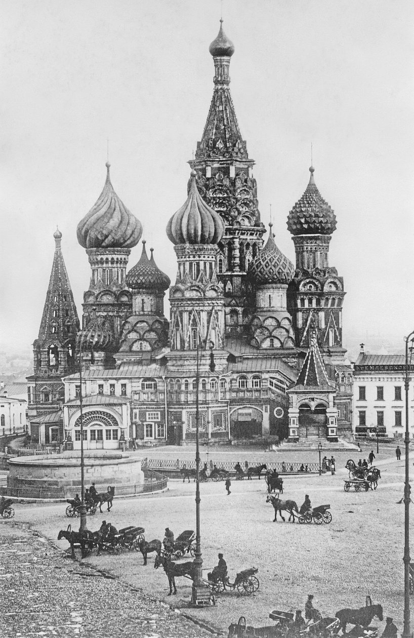 La cathédrale Saint-Basile-le-Bienheureux sur la place Rouge à Moscou - Russian Photographer